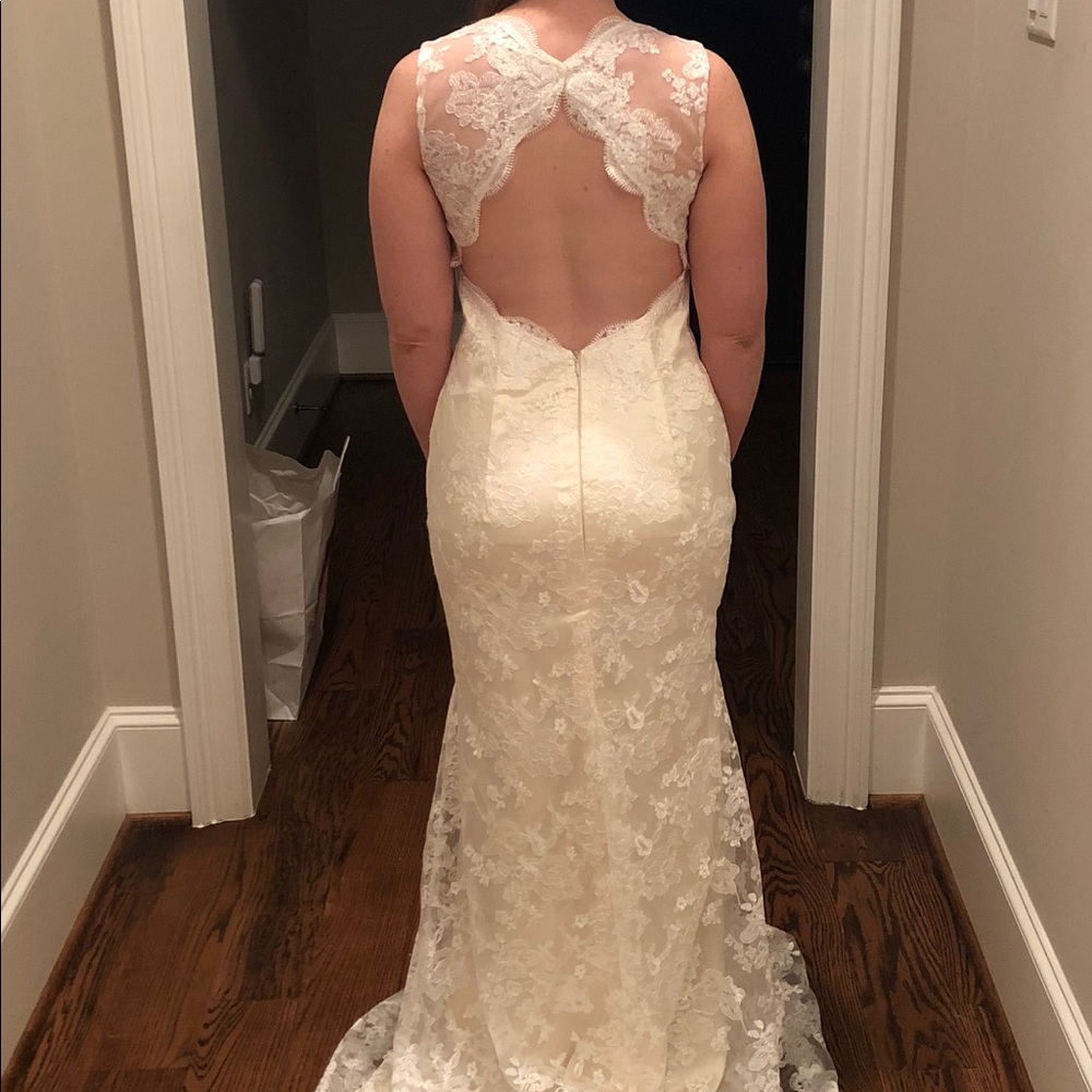 Gorgeous wedding dress